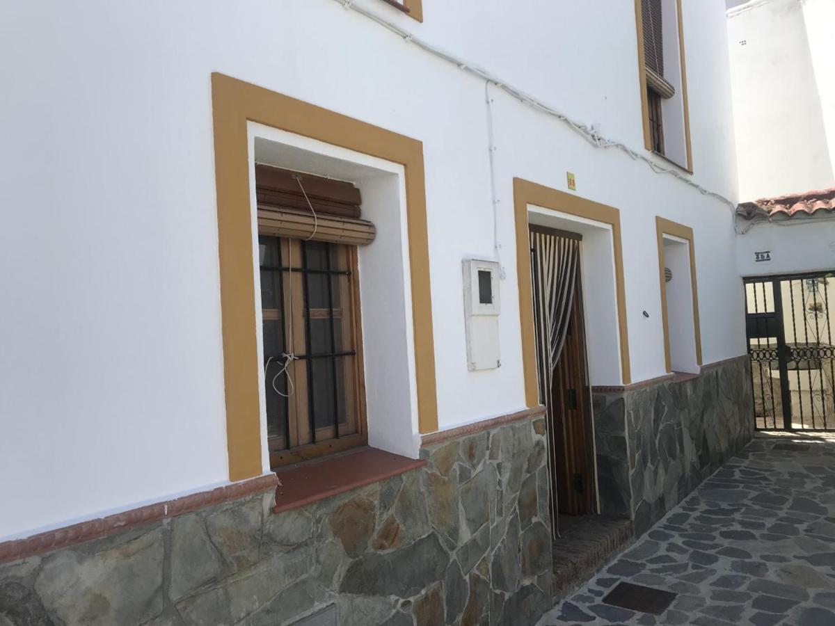 Casa Petra : Bonita Casa Rural En Yunquera Ngoại thất bức ảnh